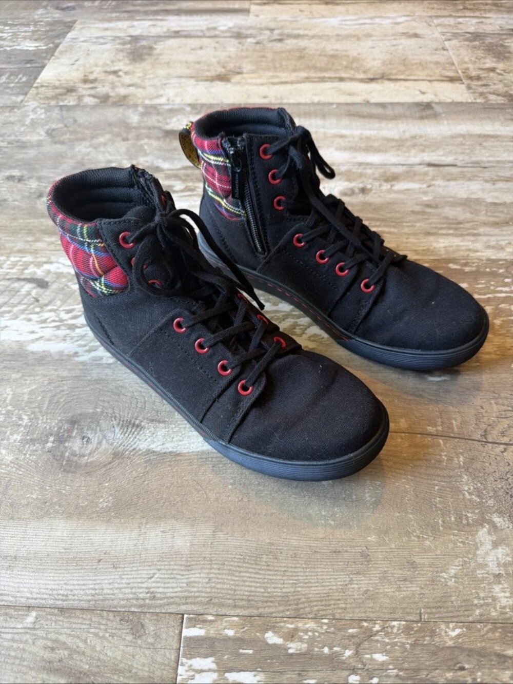 DR MARTENS Rozarya Ankle Boots Black Red Canvas Lace-Up Women’s 8